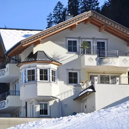 Lejlighed Modern Right On The Ski Slope See