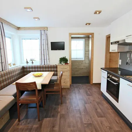 Apartment Modern Right On The Ski Slope
